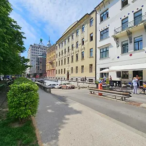 Gea Tour As Ljubljana